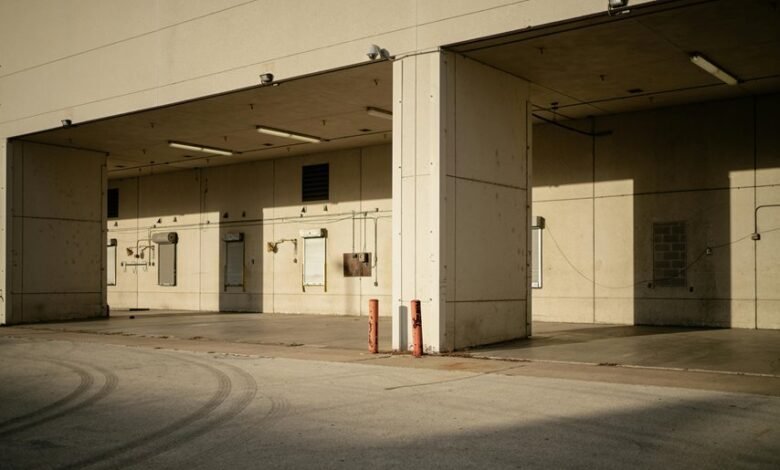 sonic service dock access